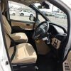 Noah Hybrid 2017 Pearl - Image 10