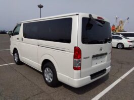 Toyota Hiace Super GL 2018 Pearl