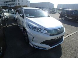 Harrier premium 2017 Pearl Hybrid