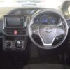 Voxy hybrid 2019 pearl - Image 4