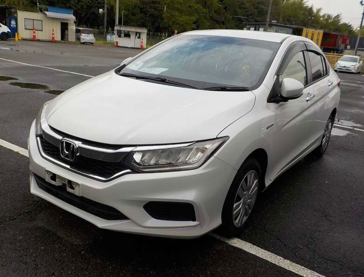 Honda Grace – LX, 2020