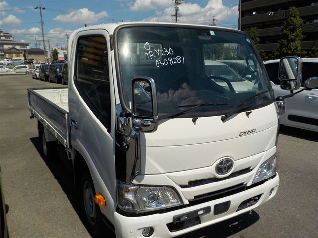 TOYOTA DYNA – 2023