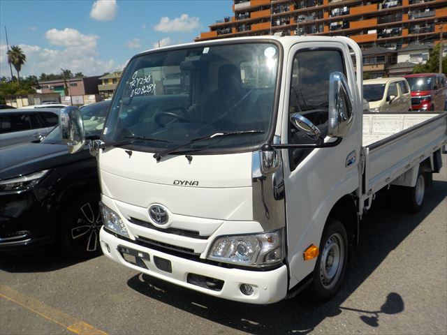 TOYOTA DYNA – 2023